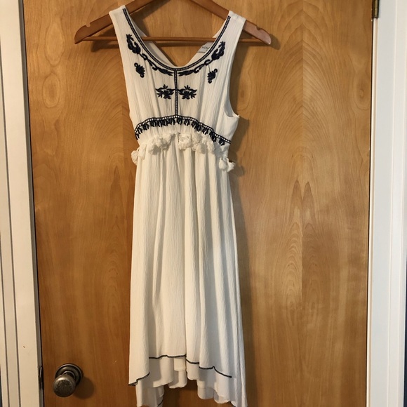Beach / Summer Dress 🏖 - Picture 1 of 4
